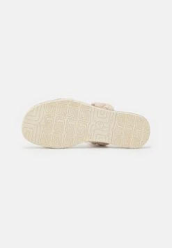 Tamaris Pantoffels - Ivory -Verfijnd Schoen Winkel 090be6f3a33141f38628d315b923cea3