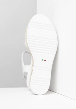 NeroGiardini Sandalen Met Sleehak - Bianco 11 NeroGiardini Sandalen Met Sleehak - Bianco -Verfijnd Schoen Winkel 1acdc71e5bbd4324b3719b8d28d73d06