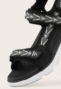 Tom Tailor Licence - Outdoorsandalen - Black Sage 11 Tom Tailor Licence - Outdoorsandalen - Black Sage -Verfijnd Schoen Winkel 2a78e03716104523bdd2700c739d475c