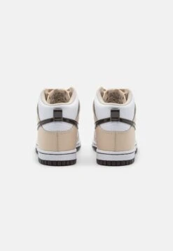Nike Sportswear Nike Dunk - Sneakers Hoog - Beige/White 11 Nike Sportswear Nike Dunk - Sneakers Hoog - Beige/White -Verfijnd Schoen Winkel 2b6465596e2a4ccba26fc02a73fa843c