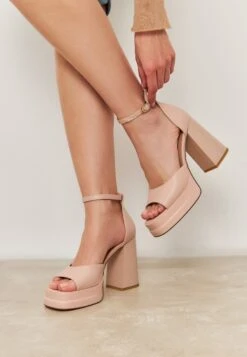 Sandalen Met Plateauzool - Pink 10 Sandalen Met Plateauzool - Pink -Verfijnd Schoen Winkel 37fef60d37864083a77ea0e509aadfa1