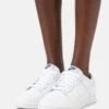 Nike Sportswear Dunk- Sneakers Laag - White -Verfijnd Schoen Winkel 4724a03f07a043ada50f41c442fe69dc