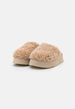 Ugg Maxi Curly Platform - Pantoffels - Sand -Verfijnd Schoen Winkel 492bb093b4e44c93abd8e7f593d544b2