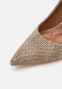 Kurt Geiger London Belgravia - Klassieke Pumps - Beige -Verfijnd Schoen Winkel 675962df16ea4a0982acab94fab184d9