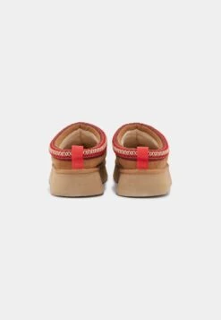 Ugg Tazz - Pantoffels - Chestnut -Verfijnd Schoen Winkel 725e2db6df094e579025c7c6df03031a