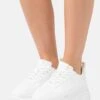 COPENHAGEN Cph40- Sneakers Laag - White 1 COPENHAGEN Cph40- Sneakers Laag - White -Verfijnd Schoen Winkel 95d4a70f40a64661ab6de3a66bd88acb