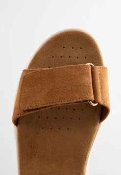 Geox Dandra - Sandalen - Camel -Verfijnd Schoen Winkel 9f70fba5f2e14087bab4edc065a0c3d2