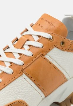 Tiger Of Sweden Afria - Sneakers Laag - Champagne Pink -Verfijnd Schoen Winkel ad2273f8549e4a3385b54f52434ad3fd