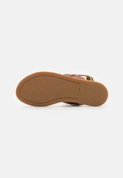 Clarks Karsea Strap - Sandalen - Tan Combi -Verfijnd Schoen Winkel c25e11bb114e4075851081f1e8b7c2f7