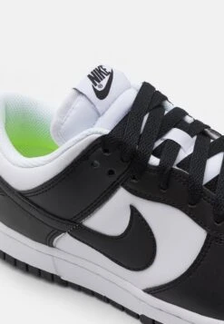 Nike Sportswear Dunk Low Next Nature - Sneakers Laag - White/Black 15 Nike Sportswear Dunk Low Next Nature - Sneakers Laag - White/Black -Verfijnd Schoen Winkel d89e75e10f3240da916bd3ade349b259
