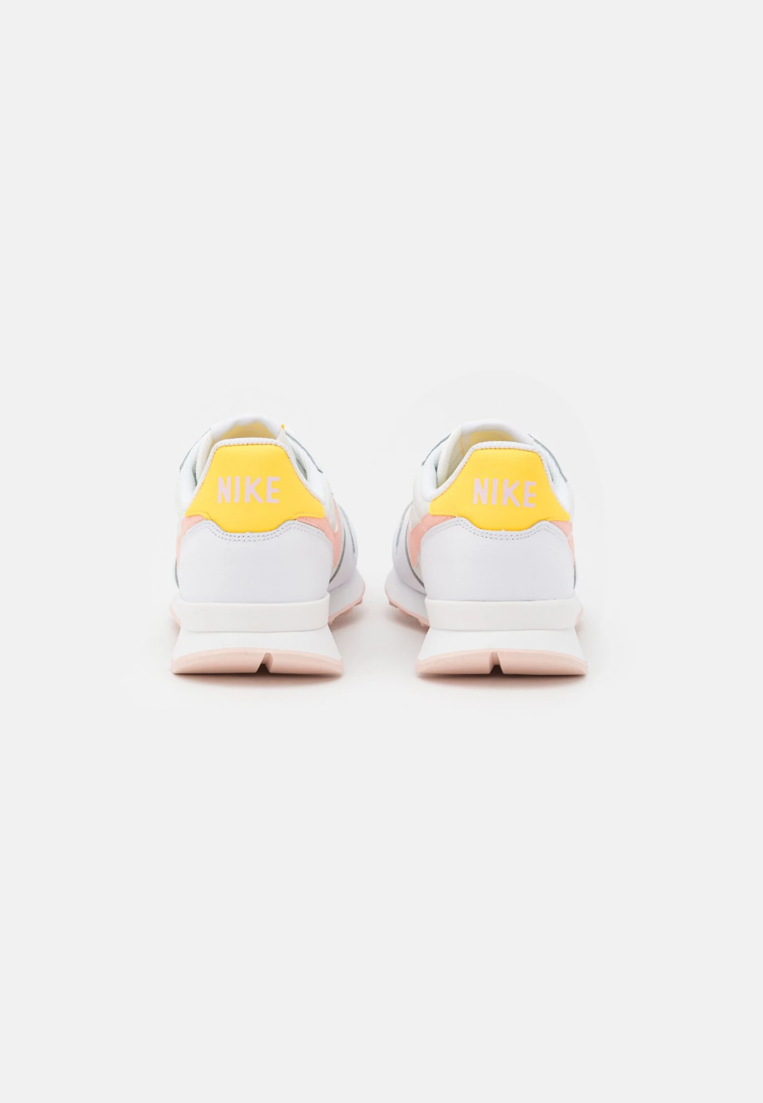 Nike Sportswear Internationalist - Sneakers Laag - White/Arctic Orange/Sail/Orange Pearl 5 Nike Sportswear Internationalist - Sneakers Laag - White/Arctic Orange/Sail/Orange Pearl - Afbeelding 3