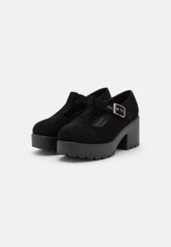 KOI FOOTWEAR Sai Mary Janes Edition - Plateaupumps - Black 10 KOI FOOTWEAR Sai Mary Janes Edition - Plateaupumps - Black -Verfijnd Schoen Winkel e91cb778b2a149219ee9a89182670849