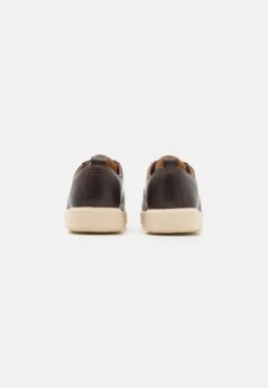 Clae Ellington Unisex - Sneakers Laag - Walrus Brown 10 Clae Ellington Unisex - Sneakers Laag - Walrus Brown -Verfijnd Schoen Winkel f10c08e5502843b484c4dc9c8c201ed4