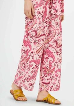 With Straps - Muiltjes - Mustard