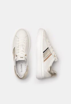 NeroGiardini Sneakers Laag - Osso -Verfijnd Schoen Winkel f5d48f13f6b64e3faa86a55ddd78ee43