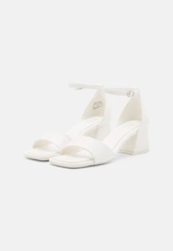 Call It Spring Vickie - Sandalen - White 10 Call It Spring Vickie - Sandalen - White -Verfijnd Schoen Winkel ff5ed983b9a84557bec1a4ddcc333b69
